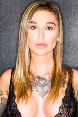 Kleio Valentien